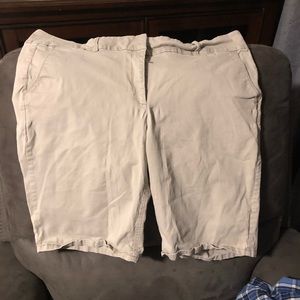 Loft Julie cut khaki shorts